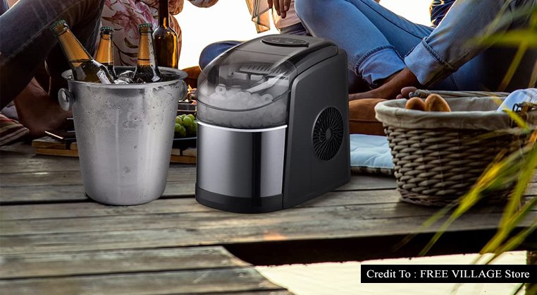 refrigerator with ice maker